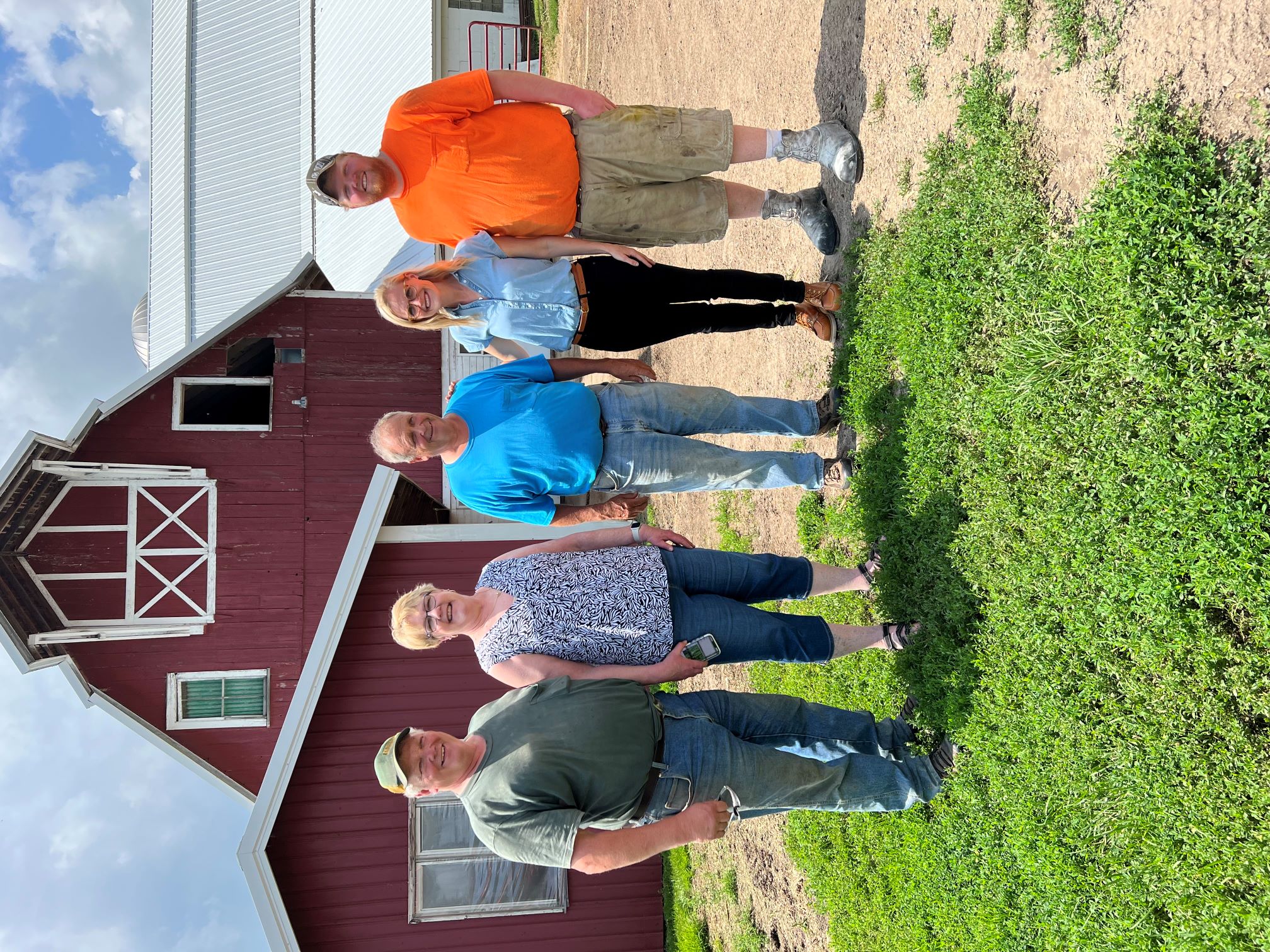 Sec. Godlewski meets with farmers.